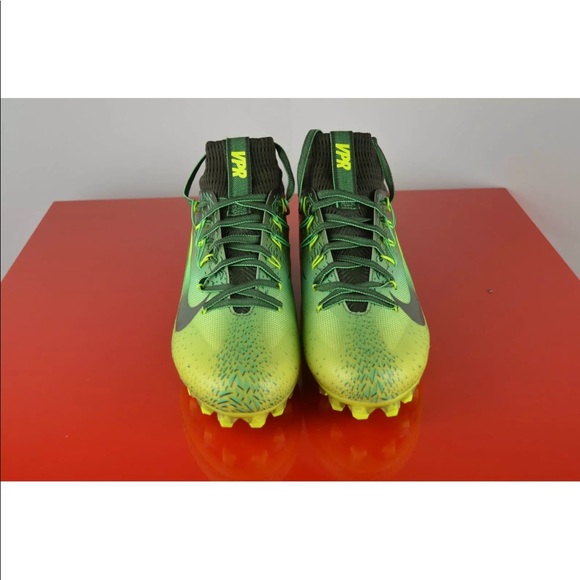 Nike Vapor Untouchable 2 Football Cleats - Picture 2 of 8